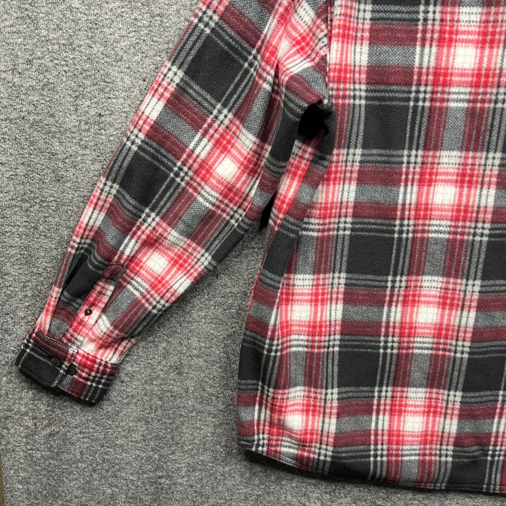 Wrangler Fleece Shirt Mens Medium Red Black Plaid Authentics Long Sleeve Button - Picture 14 of 16